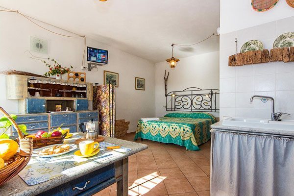 immagini-spalla-pietre2 Le Pietre: appartamento vacanza Riviera dei Fiori
